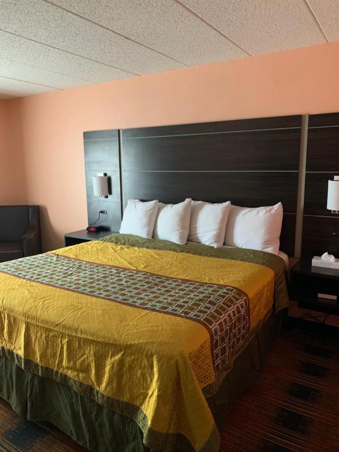 Regency Inn & Suites Faribault Zewnętrze zdjęcie